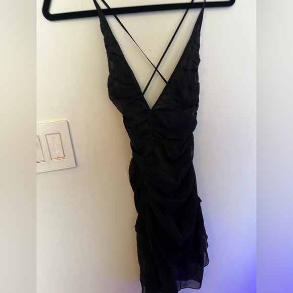 Gucci Tom Ford S/S 2003 black ruffle plunging neckline backless silk mini dress - Picture 14 of 15